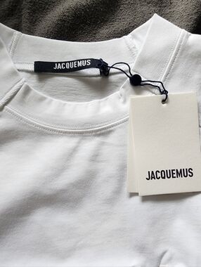 NEW WITH TAGS Jacquemus White Crewneck T-Shirt Fits MEN Or WOMEN Oversize M-XL